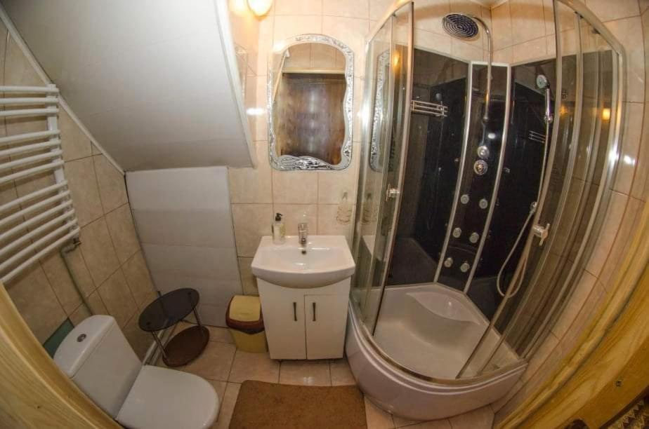 Hotel Gostynnyi Dvir U Marichky Lazeščyna Exteriér fotografie