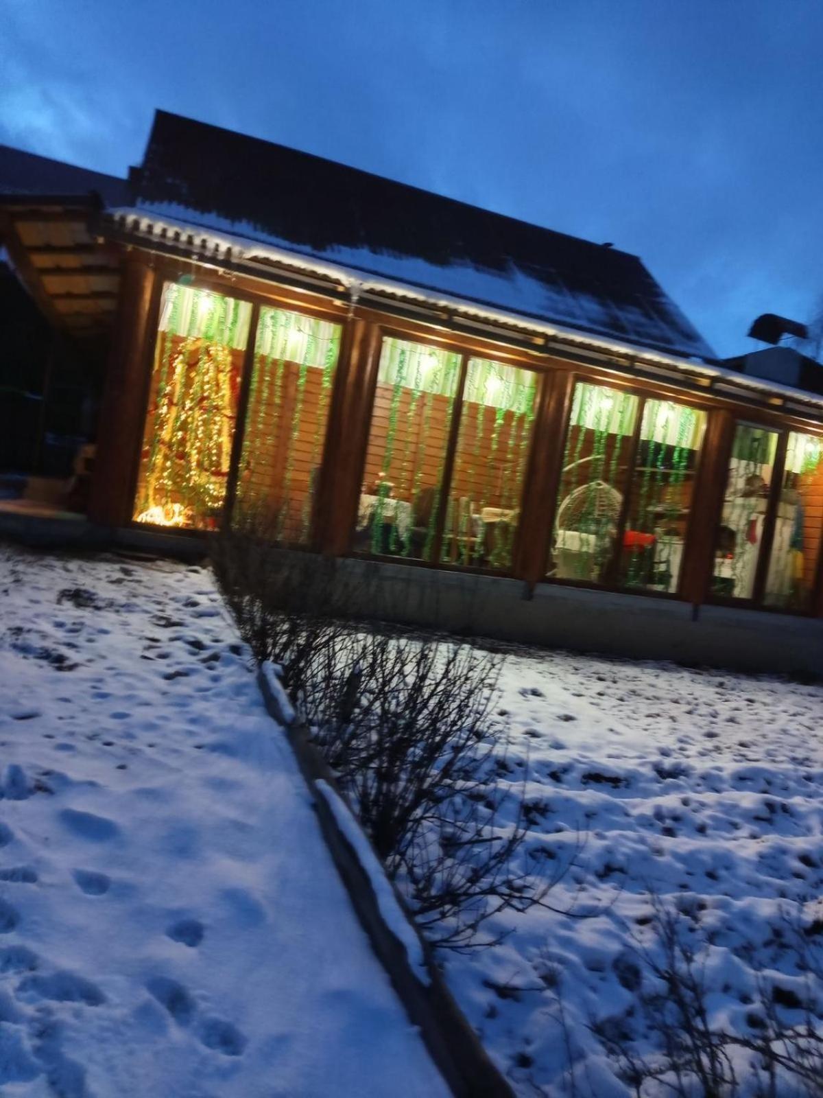 Hotel Gostynnyi Dvir U Marichky Lazeščyna Exteriér fotografie